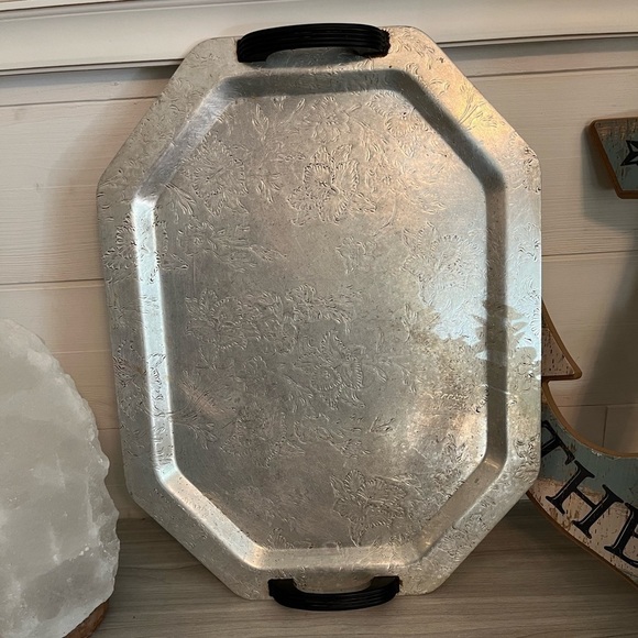 Vintage Forman Family Aluminum Serving Tray Handled Embossed Floral Pattern 15” - Picture 14 of 14